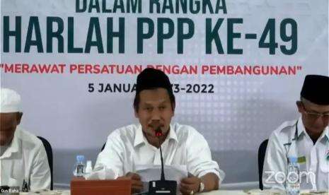 Gus Baha Ajak Kader PPP Jadi Pelopor Berpolitik Simpatik