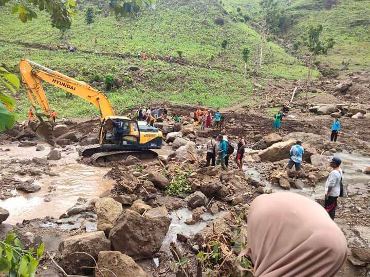 Belum Ketemu, Pencarian Petani Jagung yang Tertimpa Longsor Dihentikan