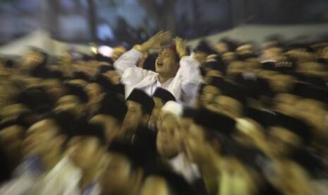 Anjuran Perbanyak Baca Shalawat di Hari Jumat