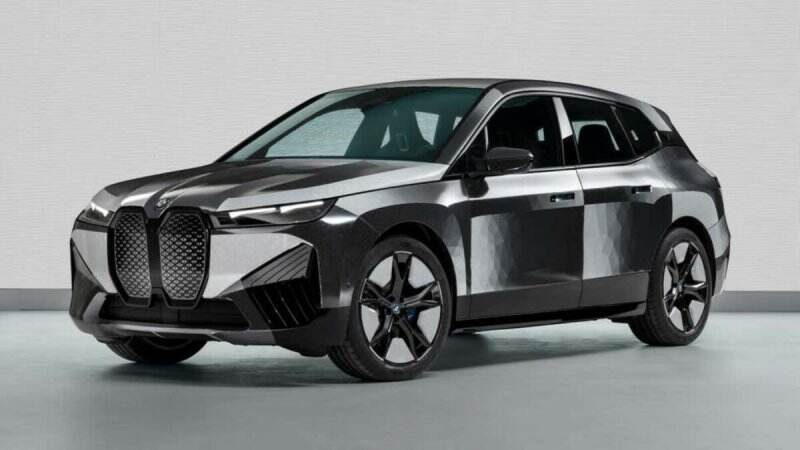 BMW Pamerkan Mobil yang Bisa Berubah Warna, Bisa Kelabui Polisi?