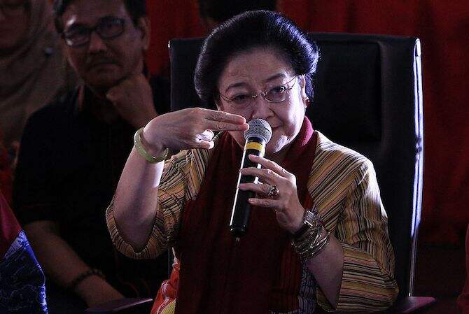 Mega Ajak Rakyat Taklukkan Covid-19 Lewat Senam dan Makanan Sehat