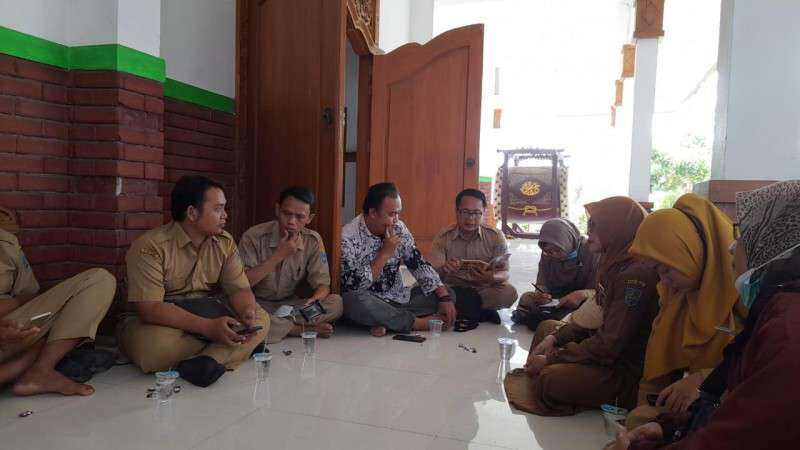 Guru Wiyata Bhakti di Kabupaten Tegal Memprihatinkan, Gaji Hanya Rp500 Ribu Masih Dibebani BPJS