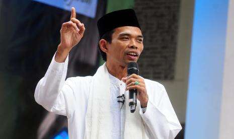 Milad Republika, UAS: Jangan Berhenti Berbuat Baik, Insya Allah Bernilai Amal Saleh