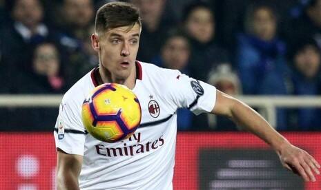 Eks Bomber Milan, Krzysztof Piatek Resmi Gabung Fiorentina