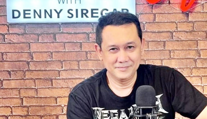 Akhirnya Ketahuan Juga! Nggak Nyangka, Ini Toh yang Bikin Denny Siregar `Licin` Ditangkap Polisi