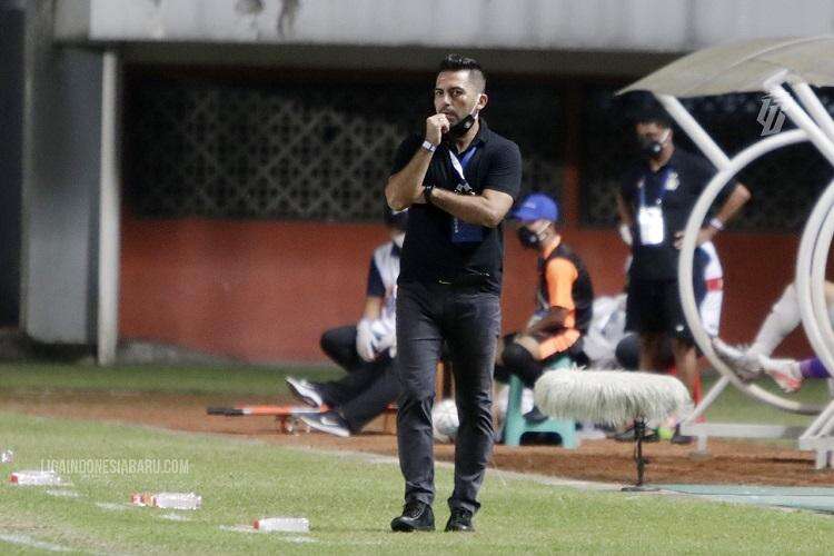 Kiper Persik Dilarikan ke RS usai Benturan di Kepala, Roca: Pemain Saya Hampir Dibunuh!