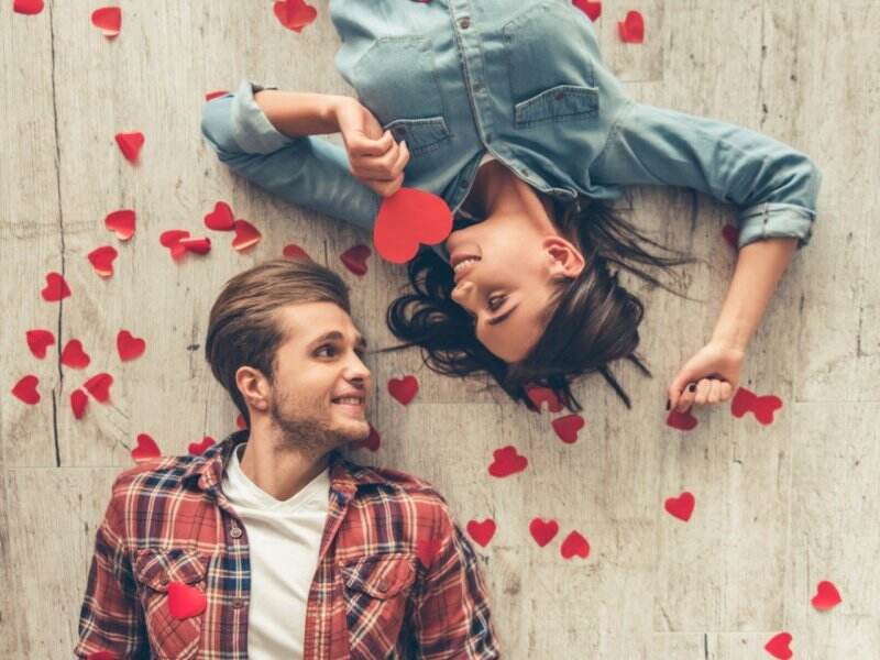 7 Zodiak yang Diprediksi Bertemu Cinta Sejatinya di 2022, Apakah Kamu Salah Satunya?