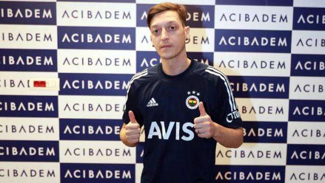 Top 5 News: Zidane Merapat ke PSG, Mesut Ozil Segera Gabung Rans Cilegon?