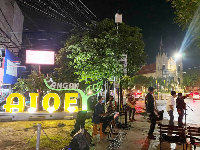 Tiap Akhir Pekan, Masyarakat Kota Malang Bisa Nikmati Live Musik di Sepanjang Koridor Kayutangan