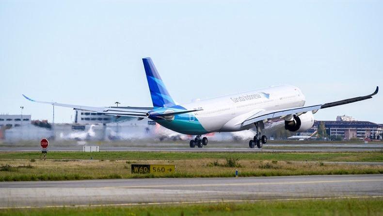 Garuda Indonesia Terbangkan Bantuan Kemanusiaan RI untuk Rakyat Afghanistan