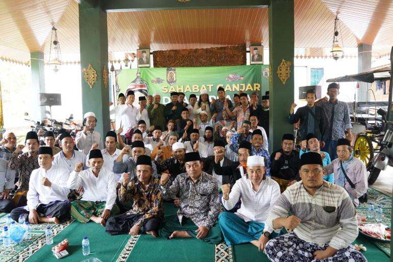 Kunjungi Banjarnegara, Sahabat Ganjar Gelar Doa Bersama Dengan 65 Gus dan Kyai