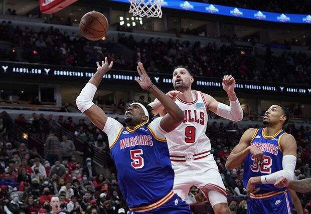 Hasil Pertandingan NBA, Sabtu (15/1/2022): Warriors Pecundangi Bulls
