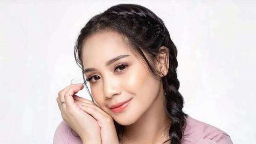 Nagita slavina bugil