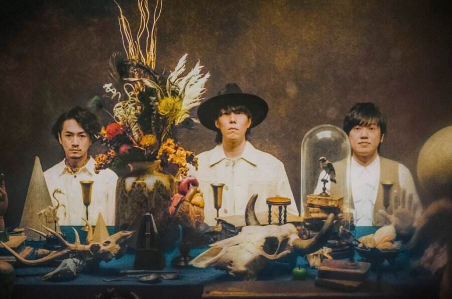 Anggota RADWIMPS merasa dikhianati atas skandal selingkuh Akira Kuwahara