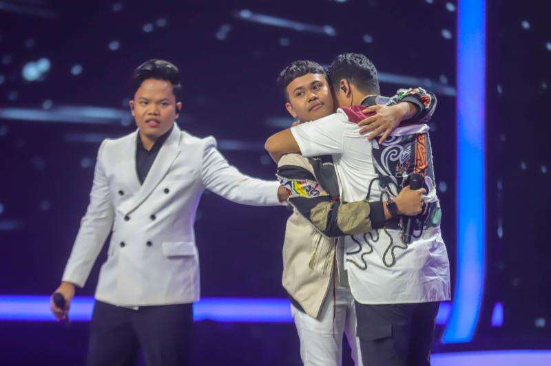 Foto Momen GeryGay Gugur di Babak Top 6 X Factor Indonesia