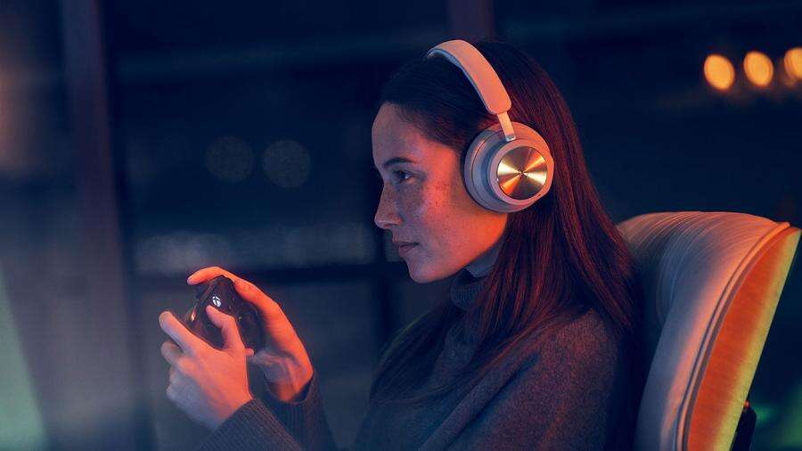 Bang \u0026 Olufsen Luncurkan Gaming Headset 